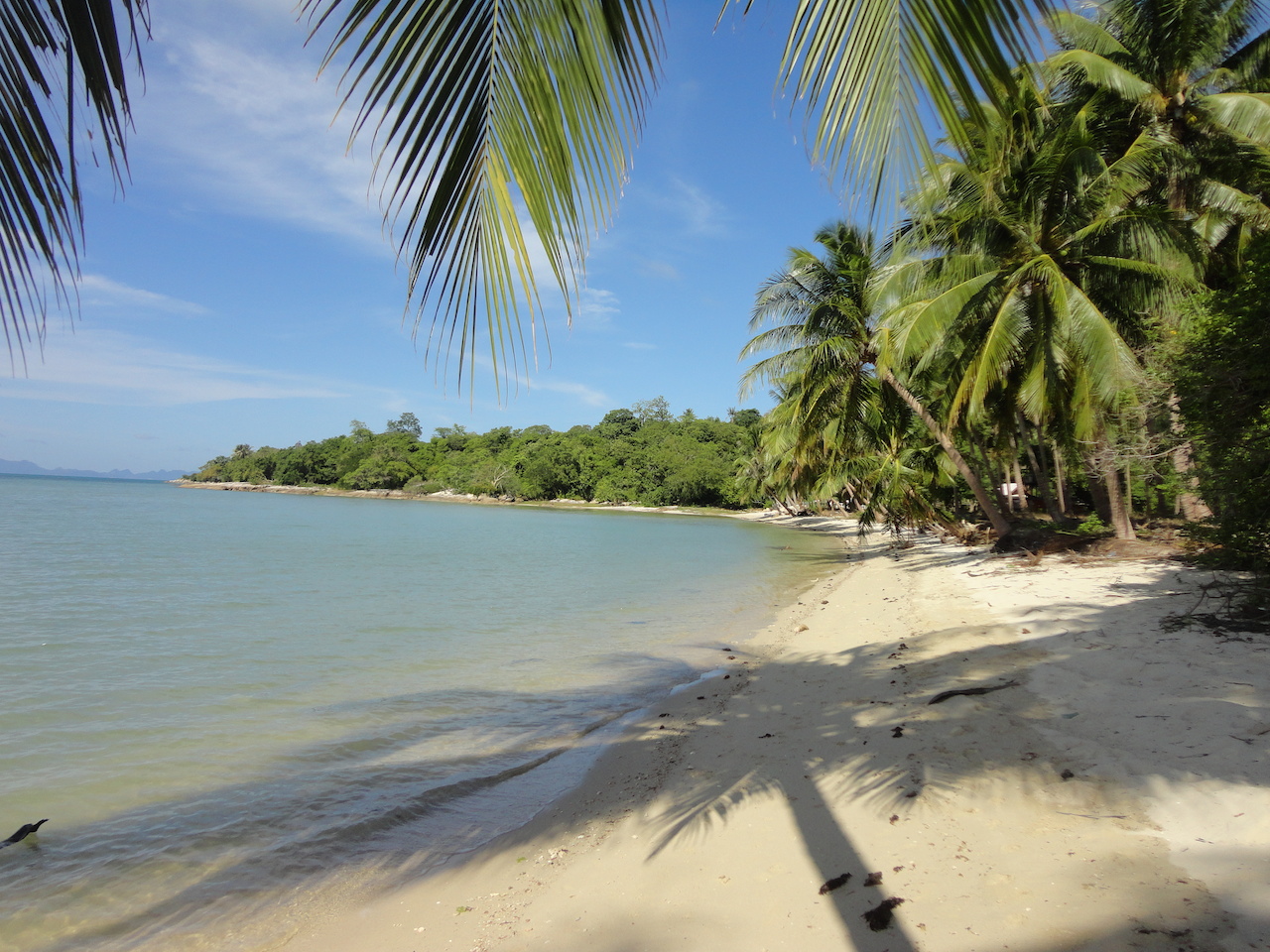 Thong Krut Beach